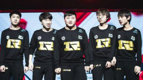 S7赛事RNG小狗UZI击杀集锦~能否圆世界冠军梦